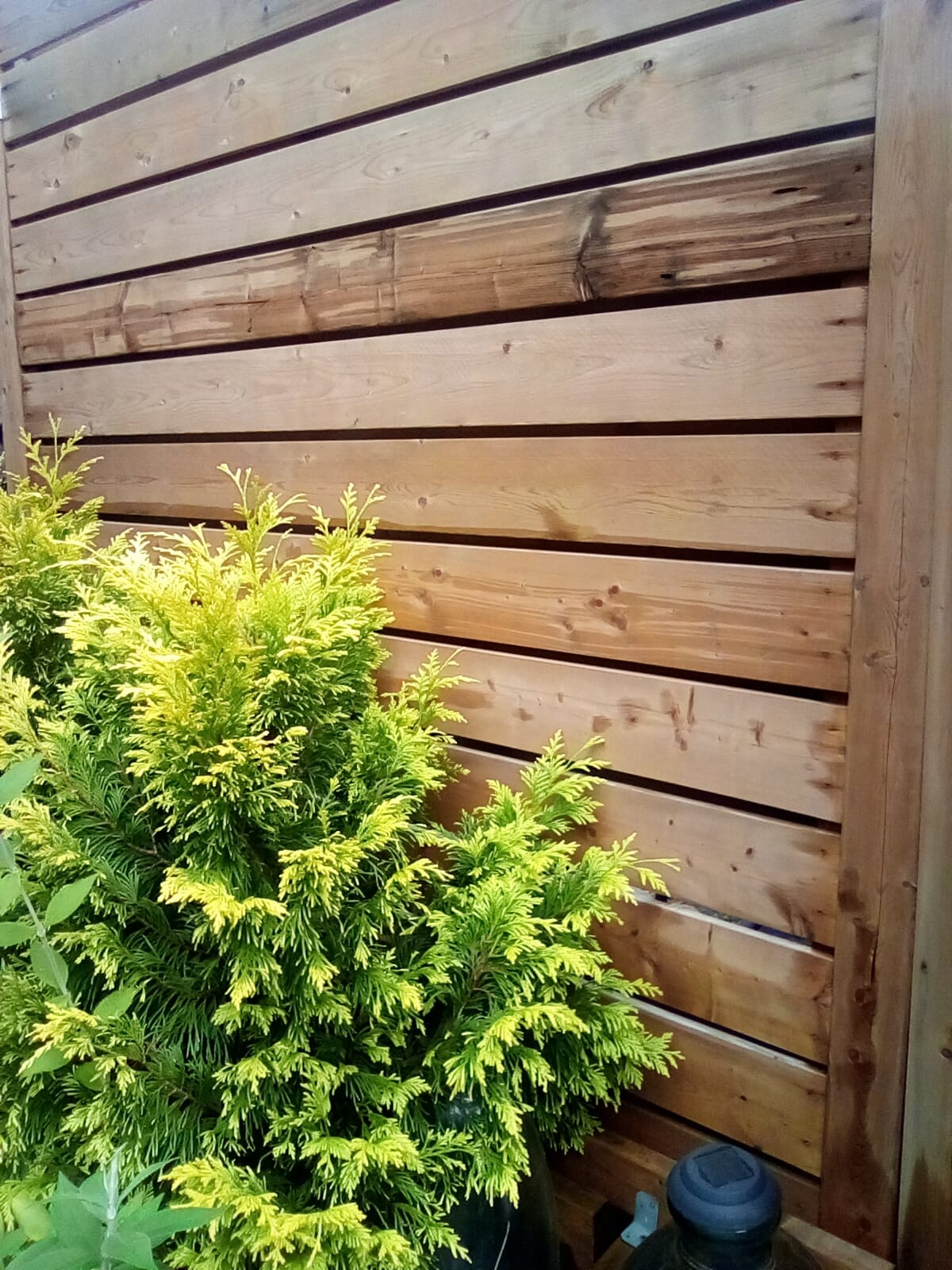 Horizontal Wood Garden Fence